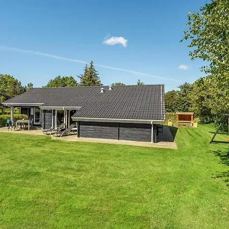 Lovely In With Kitchen Holiday home Hemmet