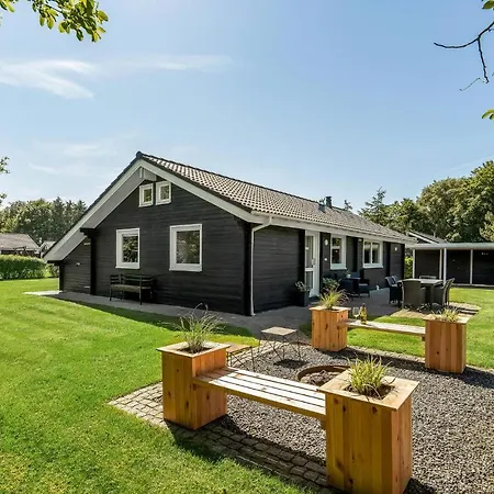 Σπίτι διακοπών Three-bedroom In