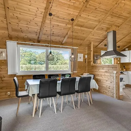 Three-bedroom In Σπίτι διακοπών