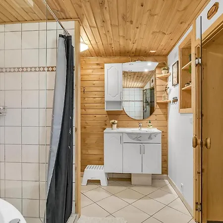 Σπίτι διακοπών Three-bedroom In *