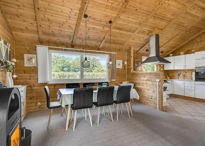 Three-bedroom In Дом отдыха