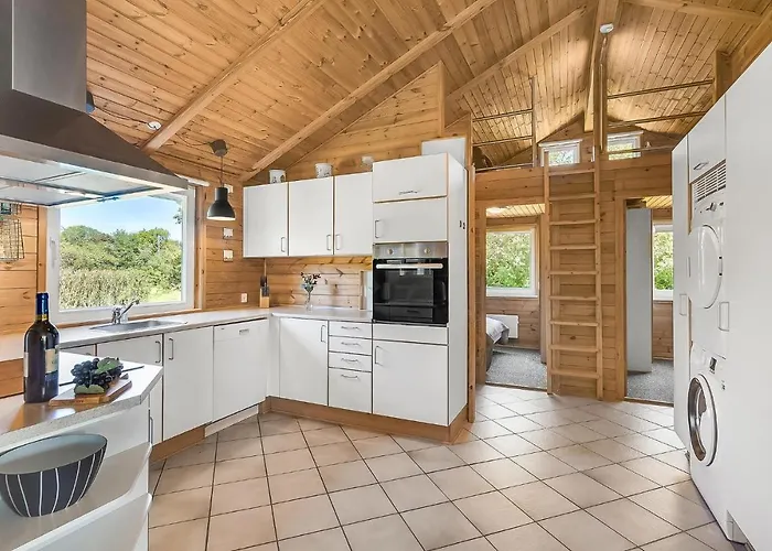 Дом отдыха Three-bedroom In