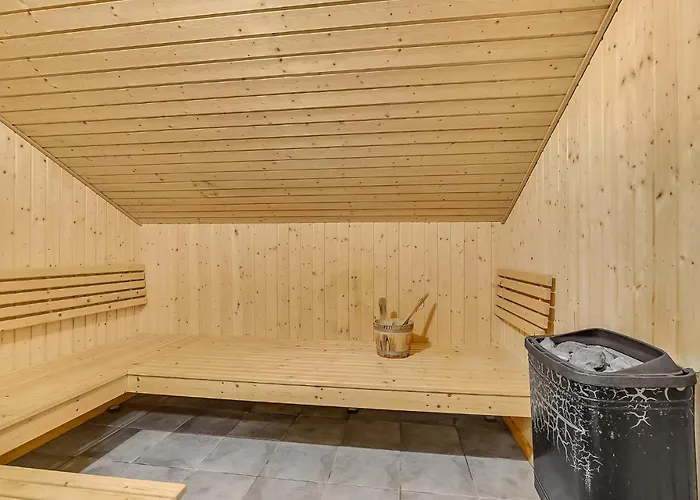 Three-bedroom In Дом отдыха Хеммет